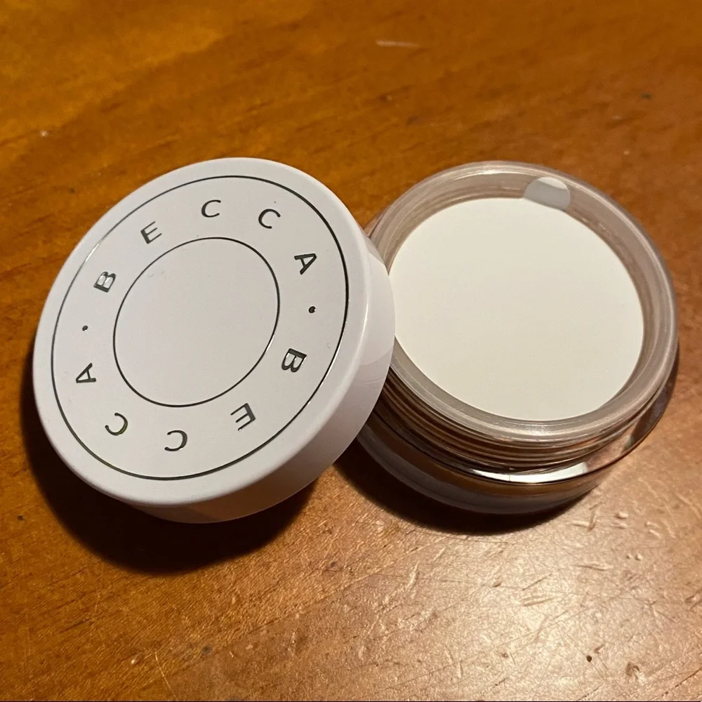BECCA Hydra-Mist Set & Refresh Powder